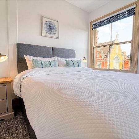 Host & Stay - Upper Tything Apartment ウスター エクステリア 写真