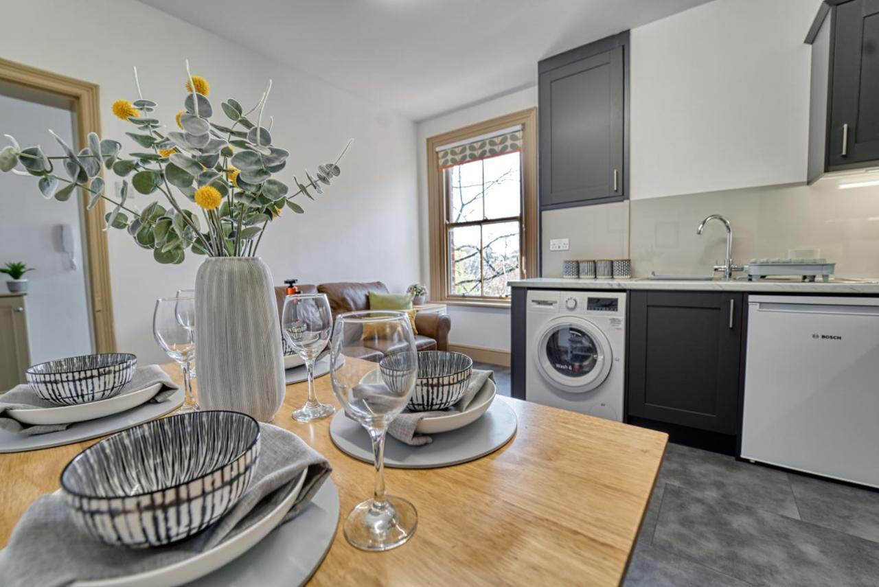 Host & Stay - Upper Tything Apartment ウスター エクステリア 写真